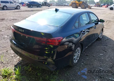 2024 Kia Forte Lx из США, поврежденный, VIN 3KPF24AD7RE806029